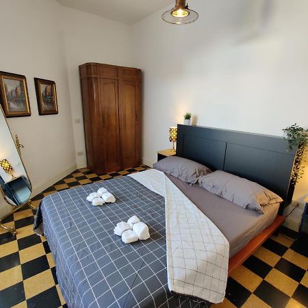 Elegante Trilocale A Milano Milão Exterior foto